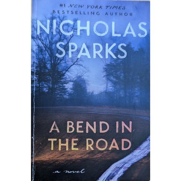 🍀A Bend in the Road by Nicholas Sparks - Picture 1 of 2